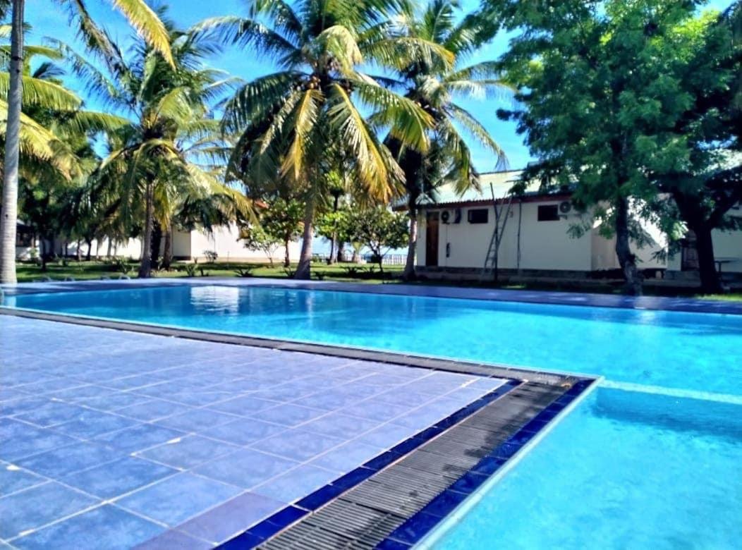 Pearl Oceanic Resort - Trincomalee Kültér fotó