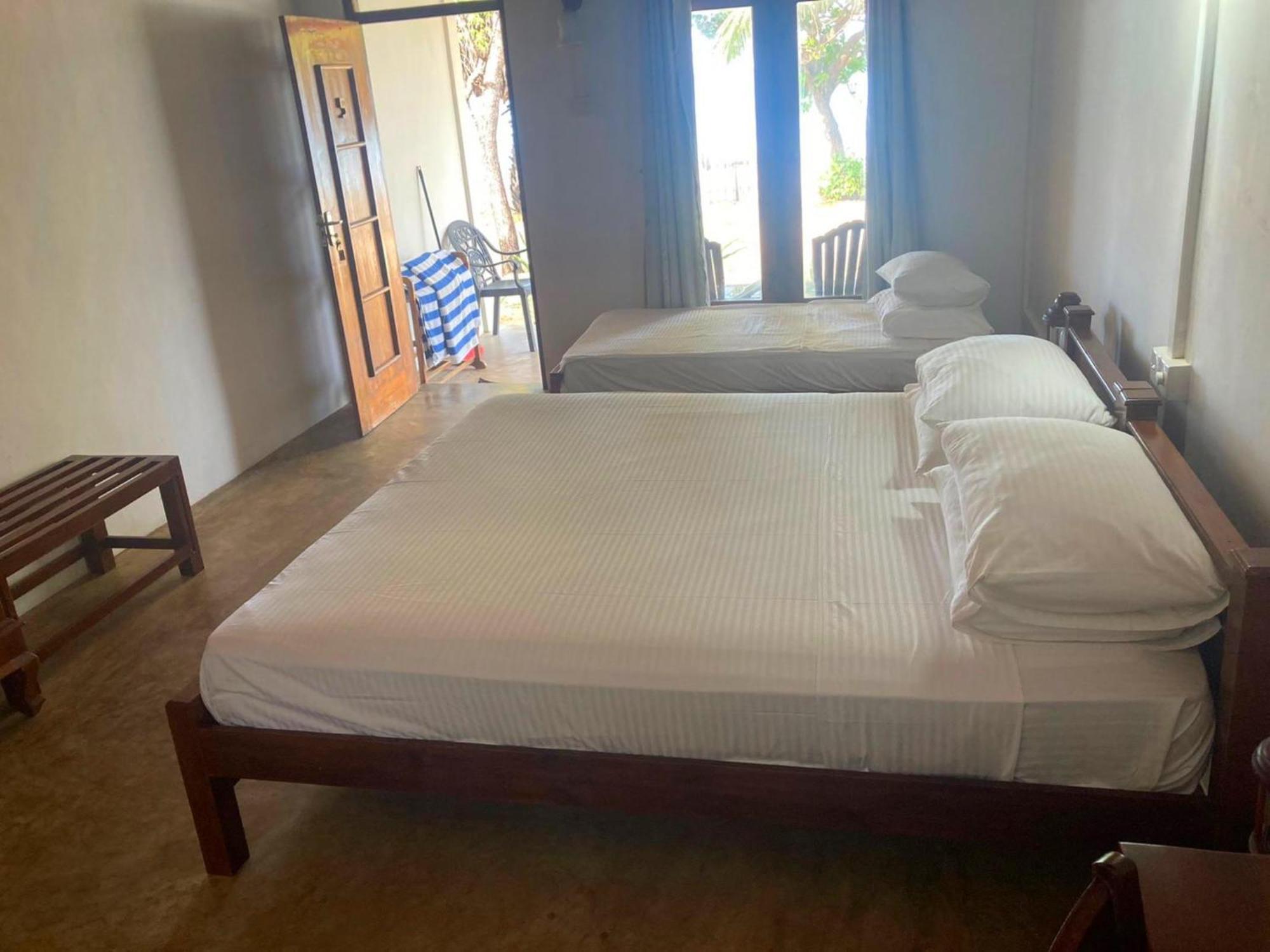 Pearl Oceanic Resort - Trincomalee Kültér fotó